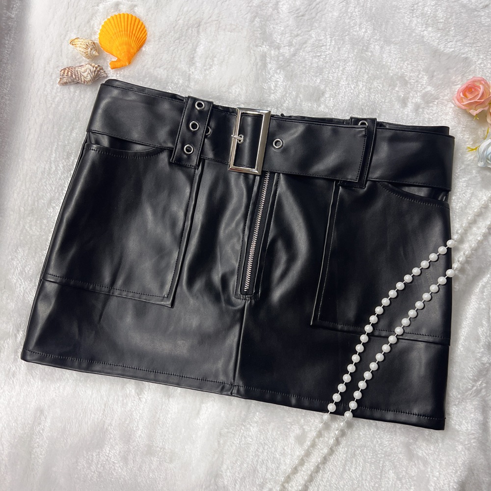 OM- 2025 Same style as the hot girl y2k retro nightclub sexy low-waist PU leather mini skirt